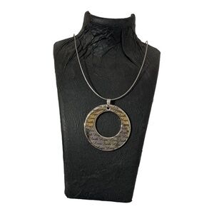Unbranded Silvertone Circle Pendant Faith Hope Love Stainless Steel Wire Necklac